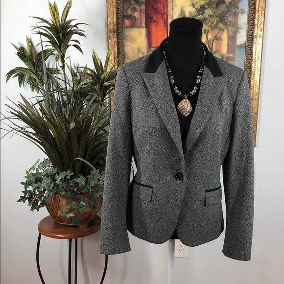 Express Black and Gray Women's Blazer Contrasting Lapel Notch Collar Size 10 - Picture 1 of 13
